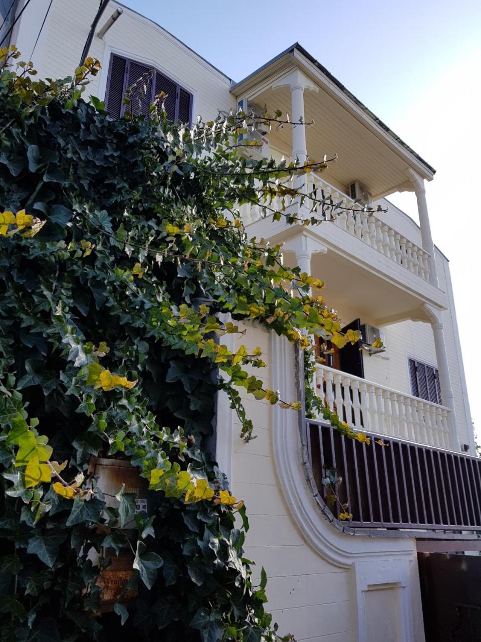 Vedzisi Garden Hotel Tbilisi ภายนอก รูปภาพ